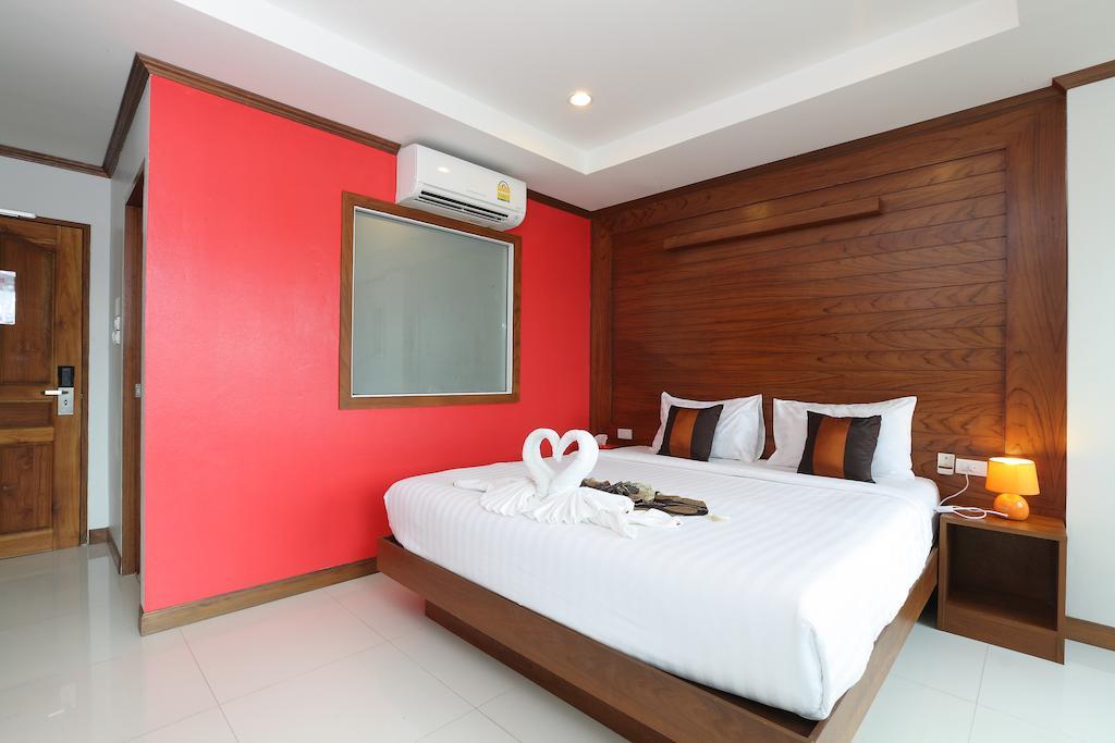 A Casa Di Luca Hotel Patong Room photo