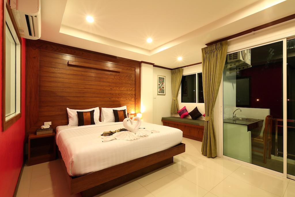 A Casa Di Luca Hotel Patong Room photo