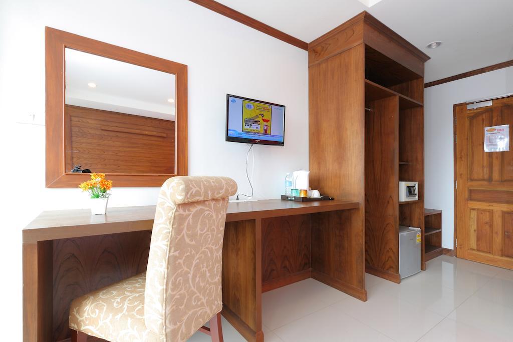 A Casa Di Luca Hotel Patong Room photo