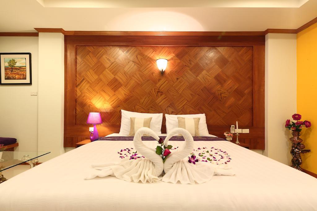 A Casa Di Luca Hotel Patong Room photo